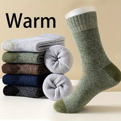 5 Pairs Men's Winter Thickened Fleece Warm Crew Socks, Polyester and Spandex Knit Fabric, Solid Color, Breathable Moisture-Wicking, Non-Binding Elastic Tube Socks