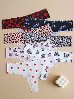 Random 7pcs of printed Women's invisible underwear seamless Women's underwear soft and comfortable one-piece cute butterfly love red lips pattern underwear