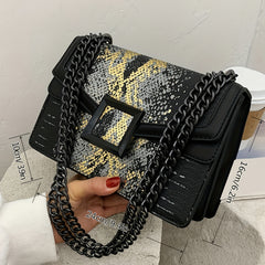 Fashion Personality Chain Oblique Shoulder Small Retro Crocodile Pattern Square Bag